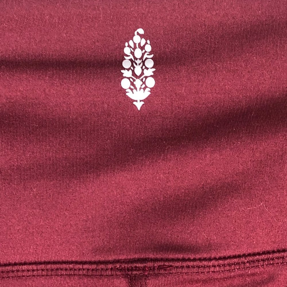 Free People Movement Good Times Ultra High Rise Extra Ling Maroon Leggings Yoga - Picture 9 of 14